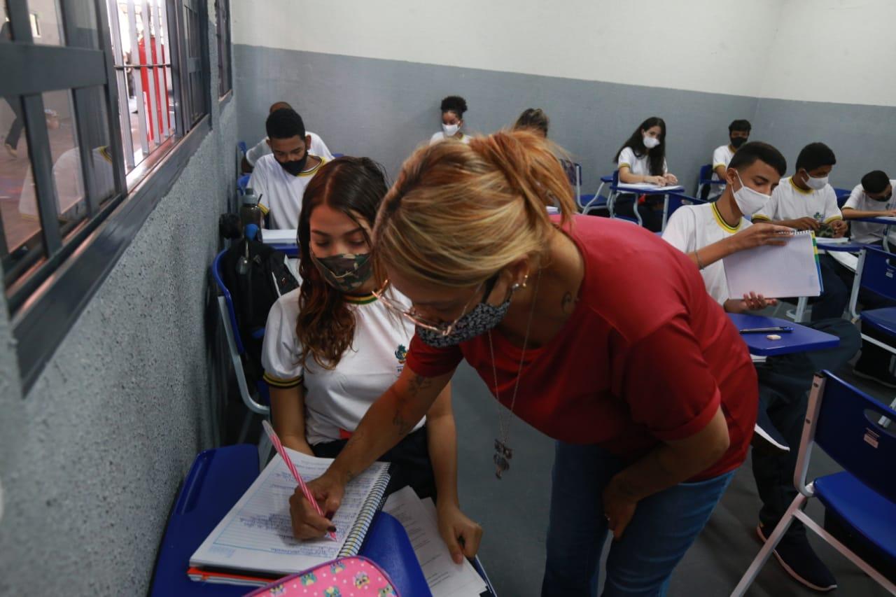 Concurso da Educação vai convocar 631 aprovados até 25 de abril